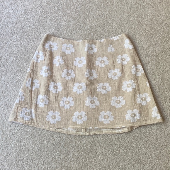 Princess Polly Dresses & Skirts - Princess Polly Mini Skirt